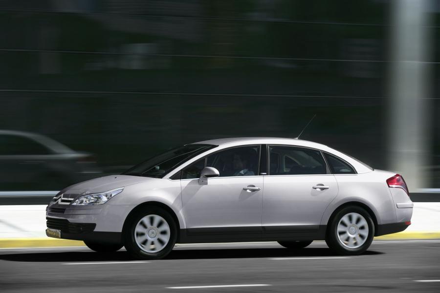  Citroen C4 Sedan 2008 года  (фото 34 из 75)